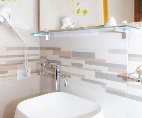 Living Bouganville Trapani